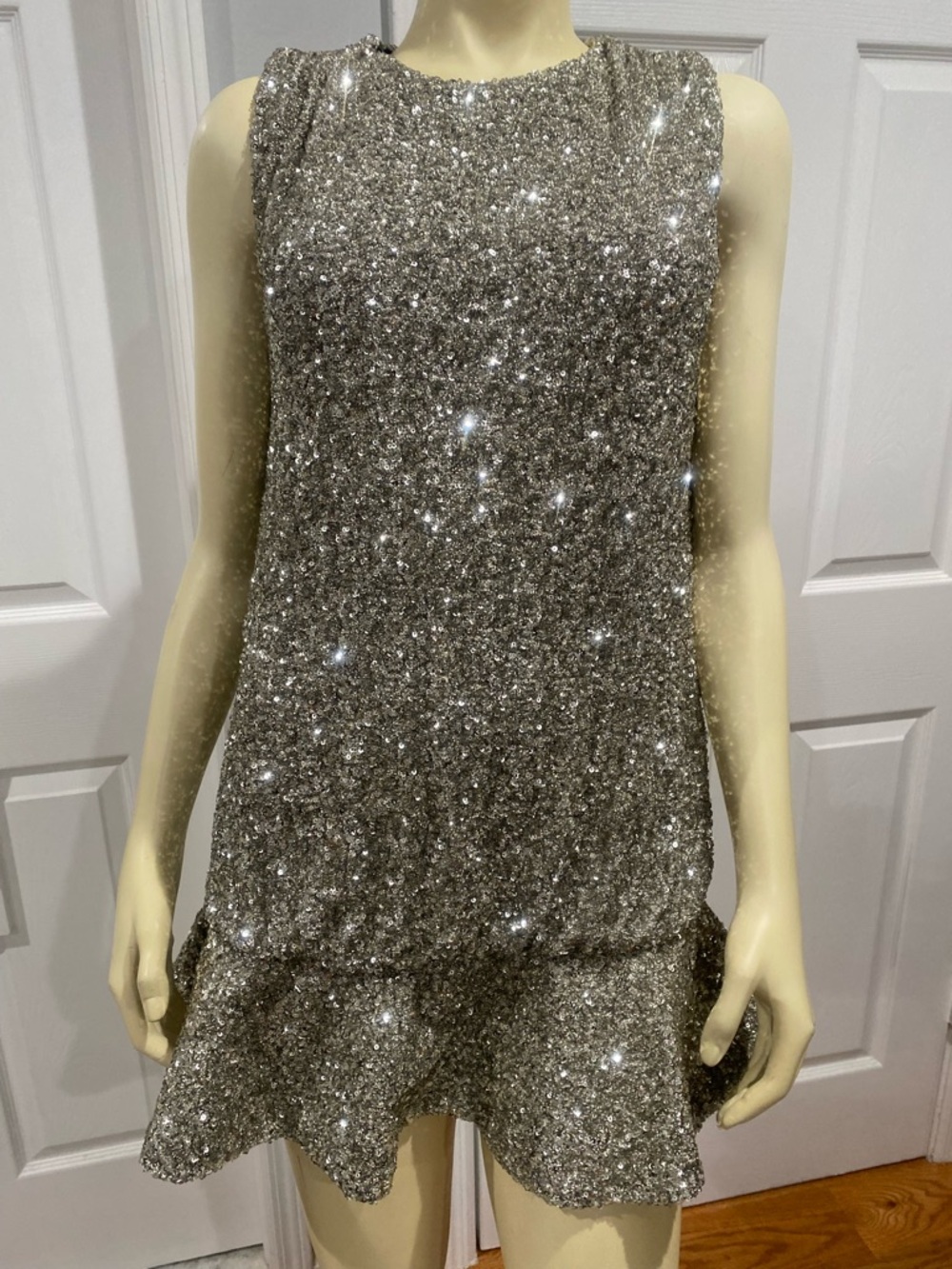 Zara mini Silver Sequin Sleeveless Dress / Size XS